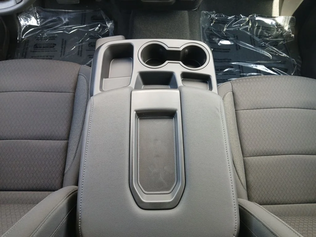 New 2026 Summit White Chevrolet Custom image 15