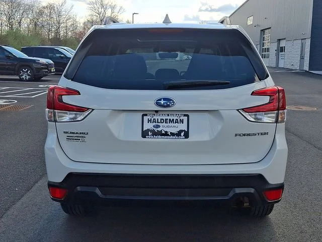 Used 2021 White Subaru Premium image 5