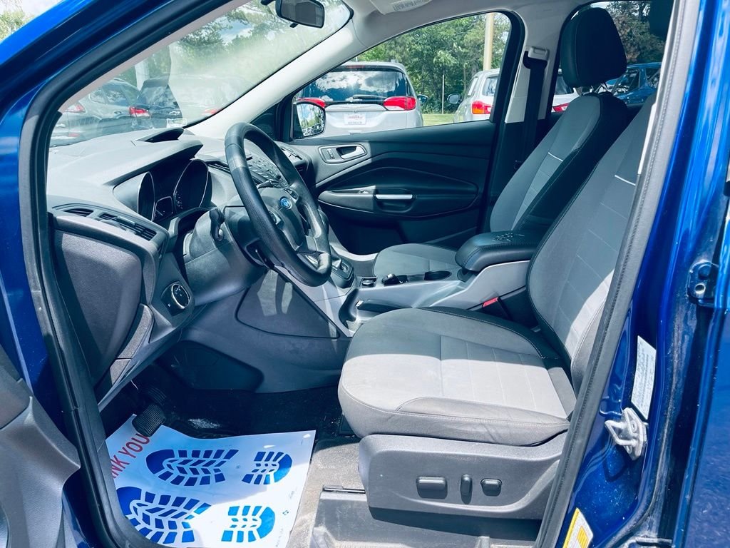 Used 2014 Blue Ford SE image 11