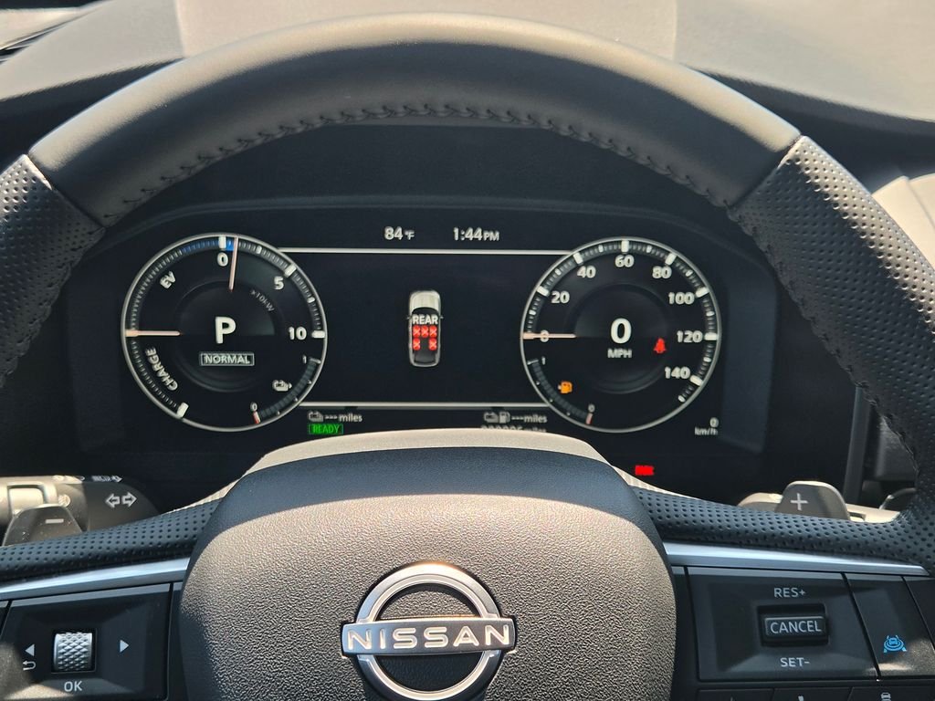 New 2026 Gray Nissan Platinum image 25
