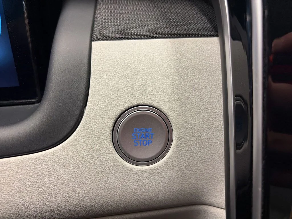 Used 2024 Silver Hyundai Limited image 38