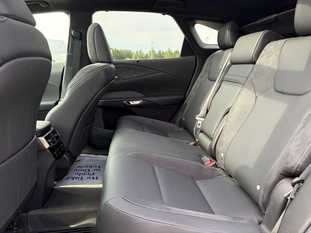 Used 2024 Red Lexus 350 Luxury image 22