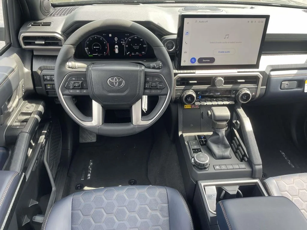New 2026 Black Toyota Platinum image 9