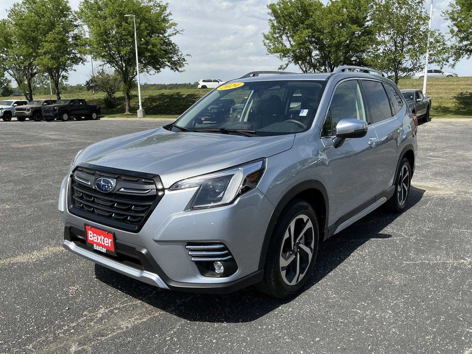 Used 2024 Ice Silver Metallic Subaru Touring image 22