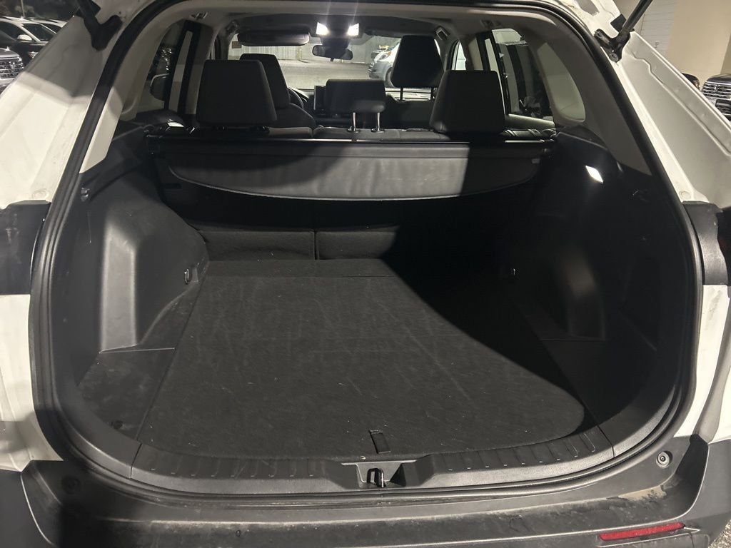 Used 2025 White Toyota XLE image 12
