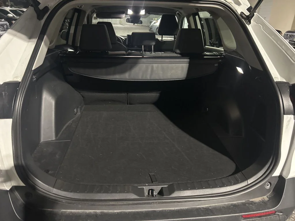 Used 2025 White Toyota XLE image 12