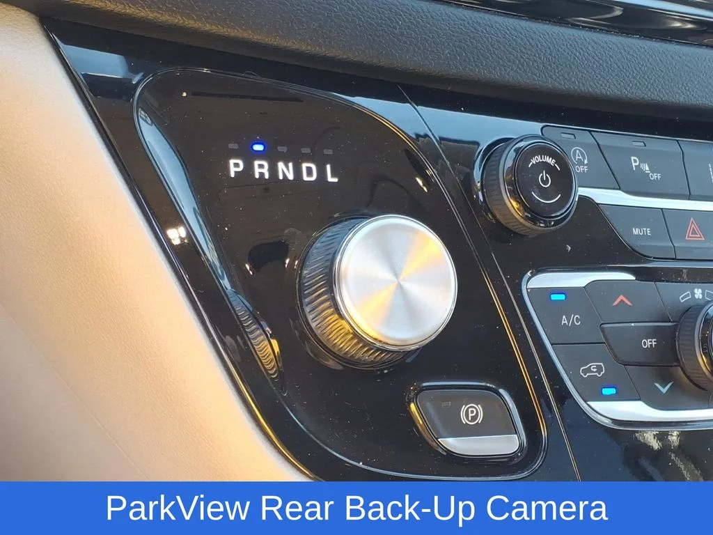 Used 2023 White Chrysler Touring L image 15