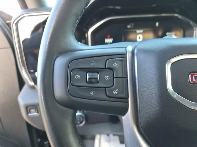 Certified Used 2025 Onyx Black GMC Elevation image 19
