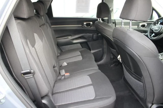 Used 2023 Silver Kia LX image 31