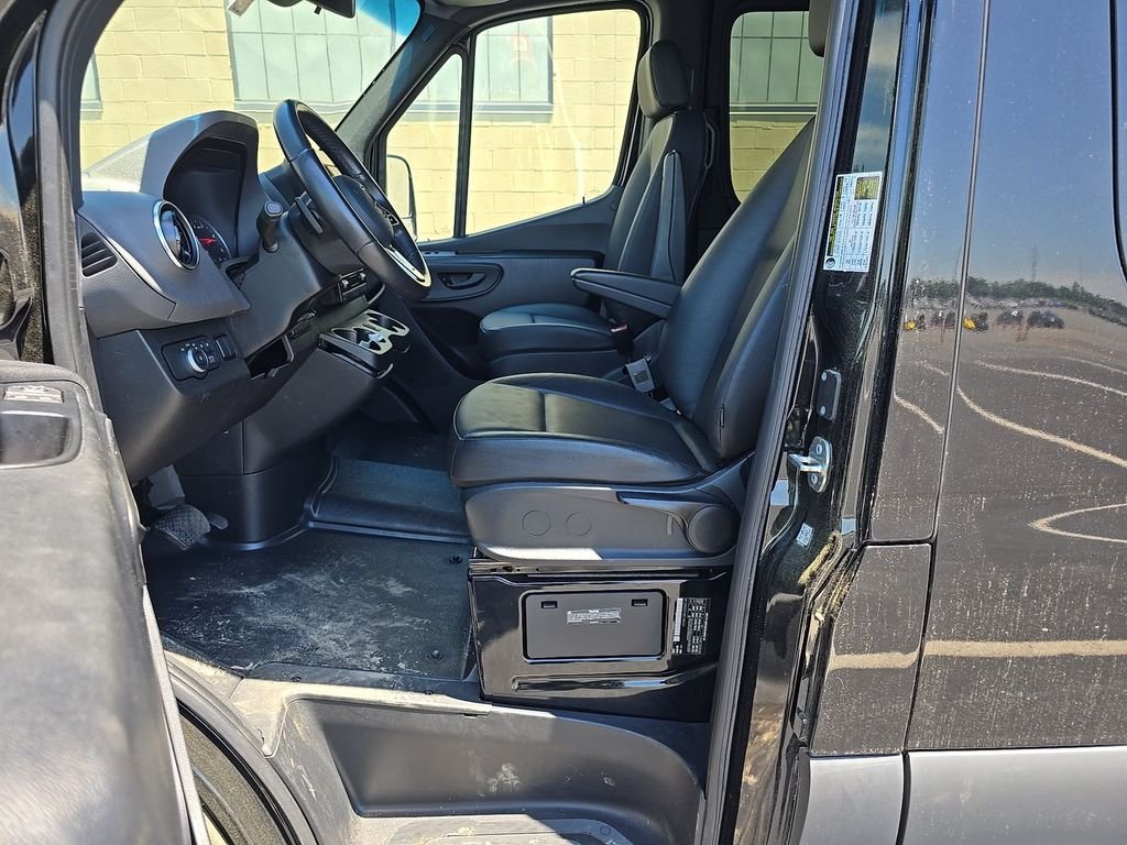 Used 2024 Obsidian Black Metallic Mercedes-Benz Passenger 170 WB image 7
