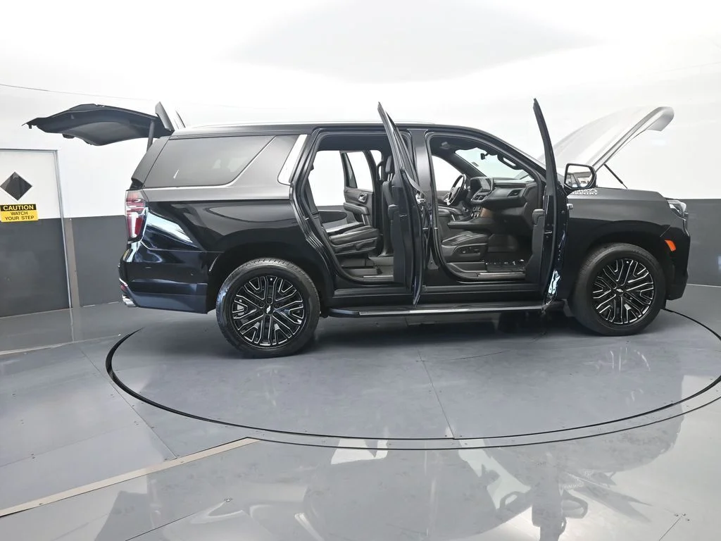 Used 2021 Black Chevrolet High Country image 85