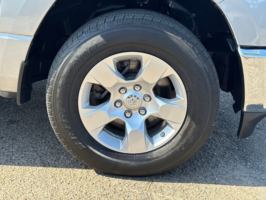 Used 2019 Silver Ram Big Horn/Lone Star image 7