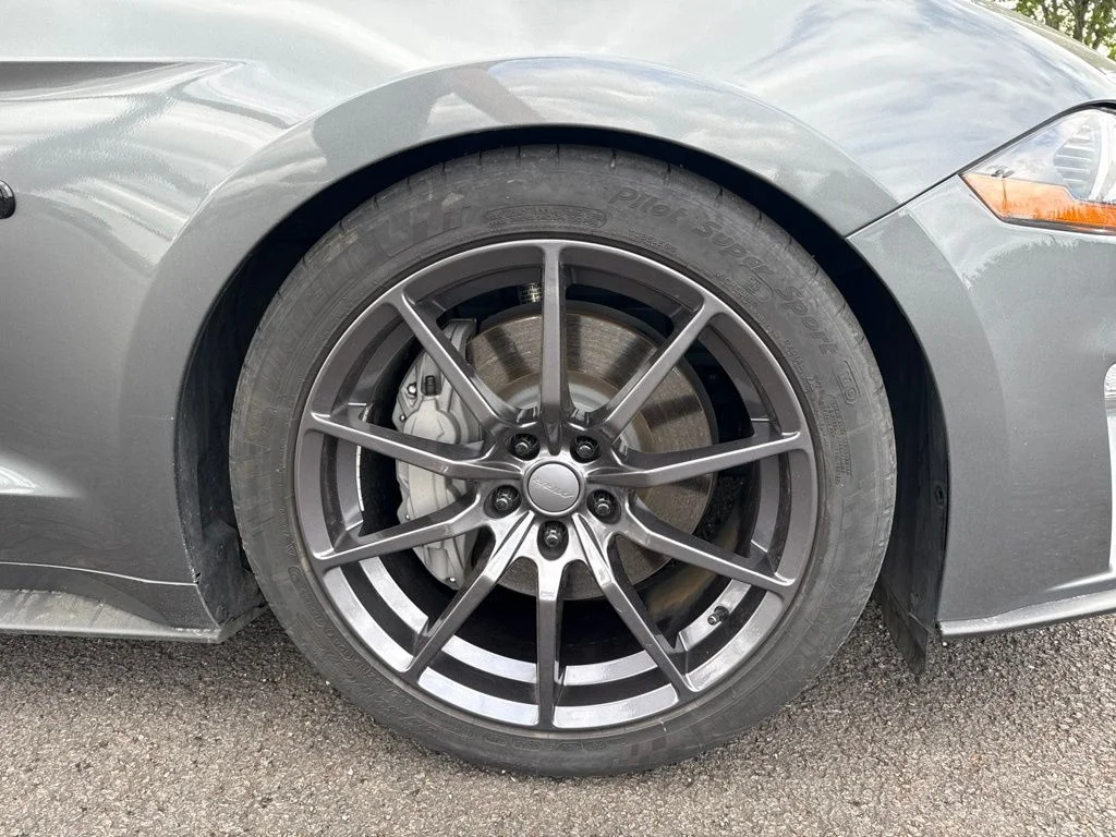 Used 2022 Carbonized Gray Metallic Ford GT Premium image 23
