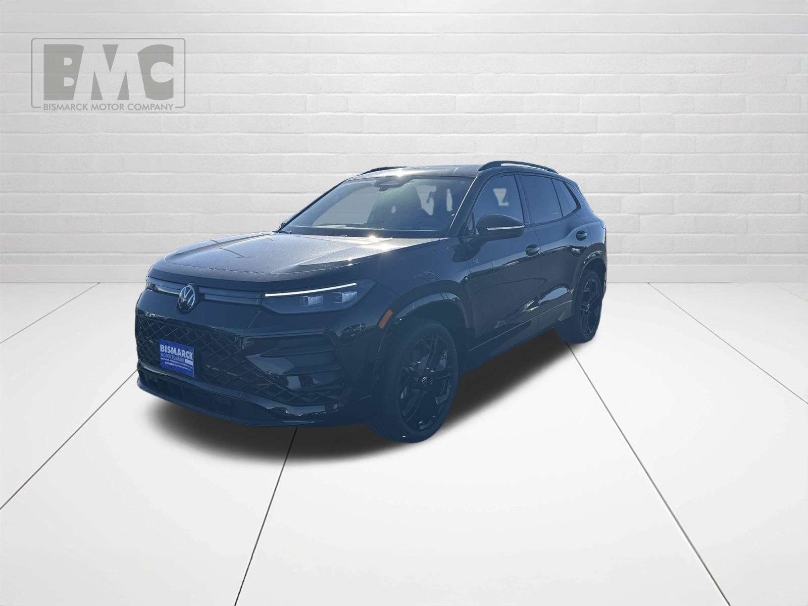 New 2026 Black Volkswagen SE R-Line Black image 1