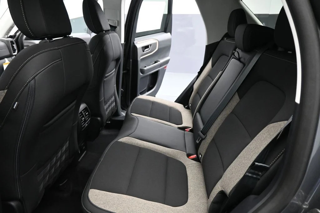 New 2026 Carbonized Gray Metallic Ford Big Bend image 28