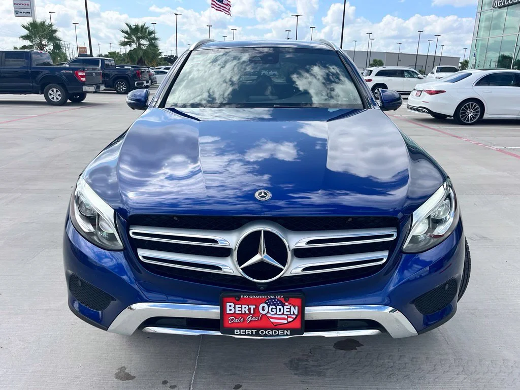 Used 2019 Blue Mercedes-Benz GLC 300 image 2