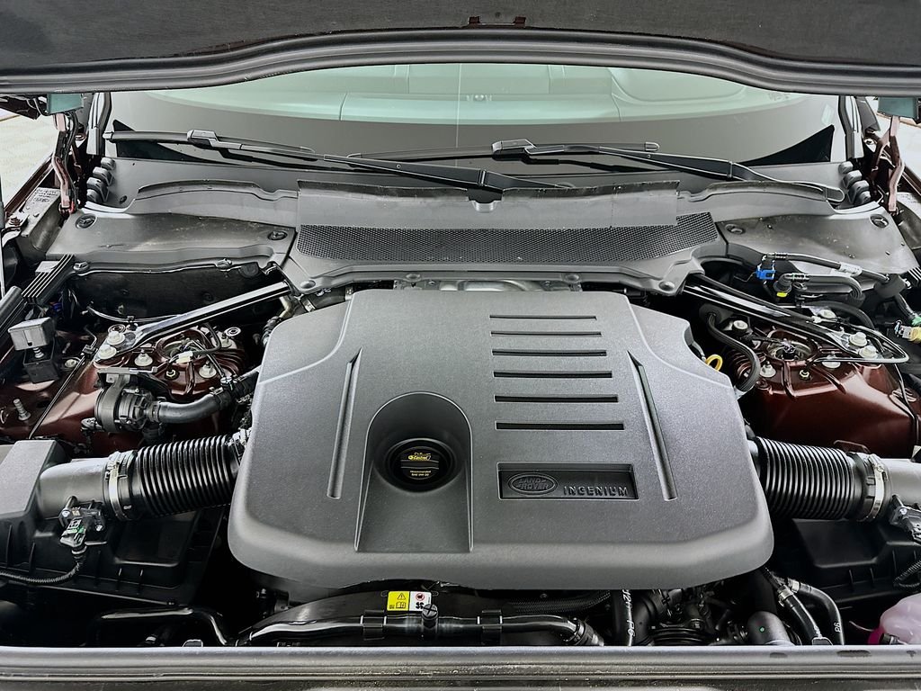 2026 Land Rover Discovery Gemini Edition - Photo 31