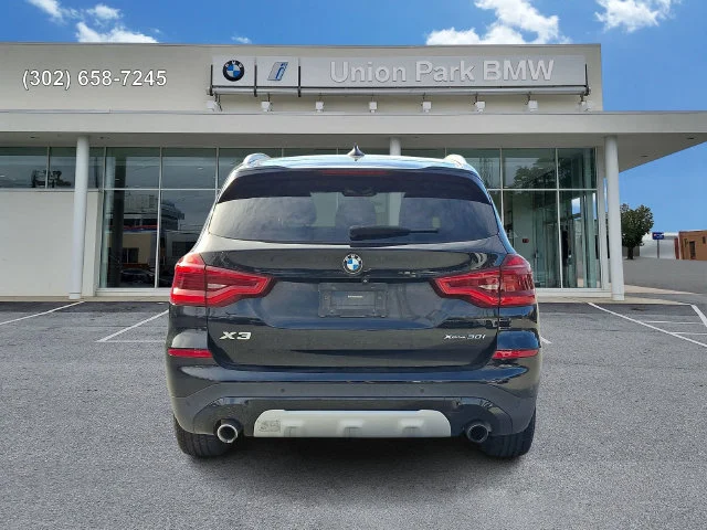 Used 2019 Jet Black BMW xDrive30i image 5