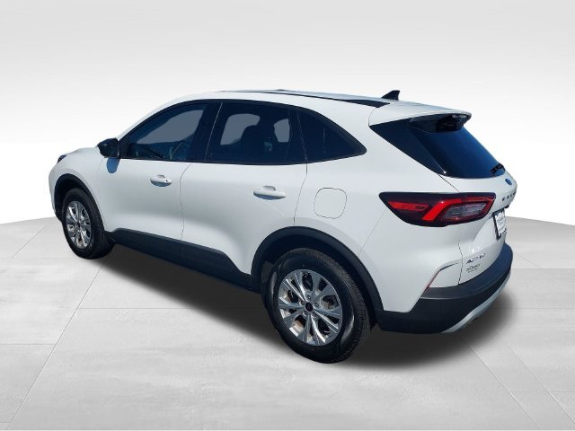 Used 2025 White Ford Active image 3