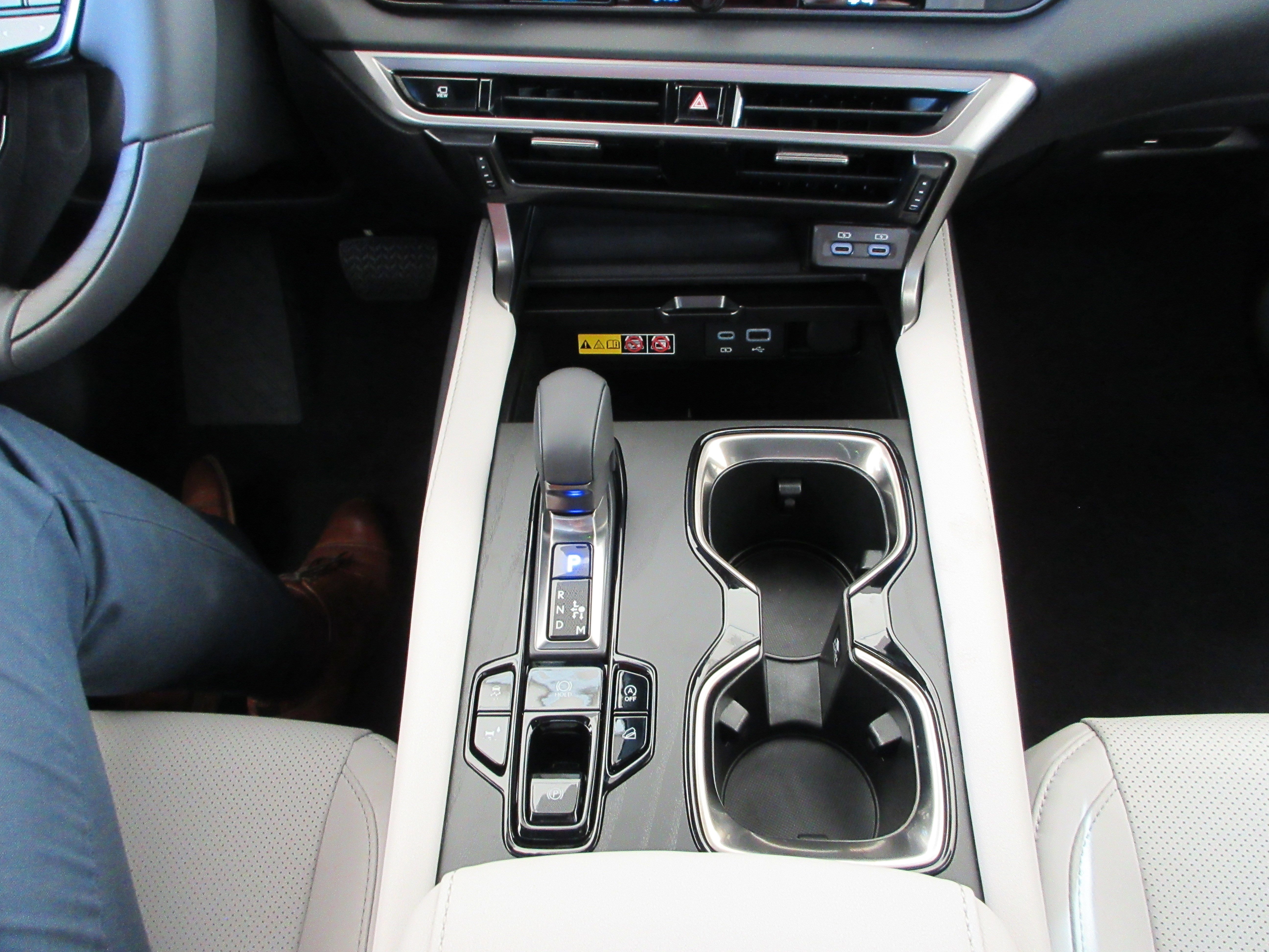 New 2026 Iridium Lexus PREMIUM image 43