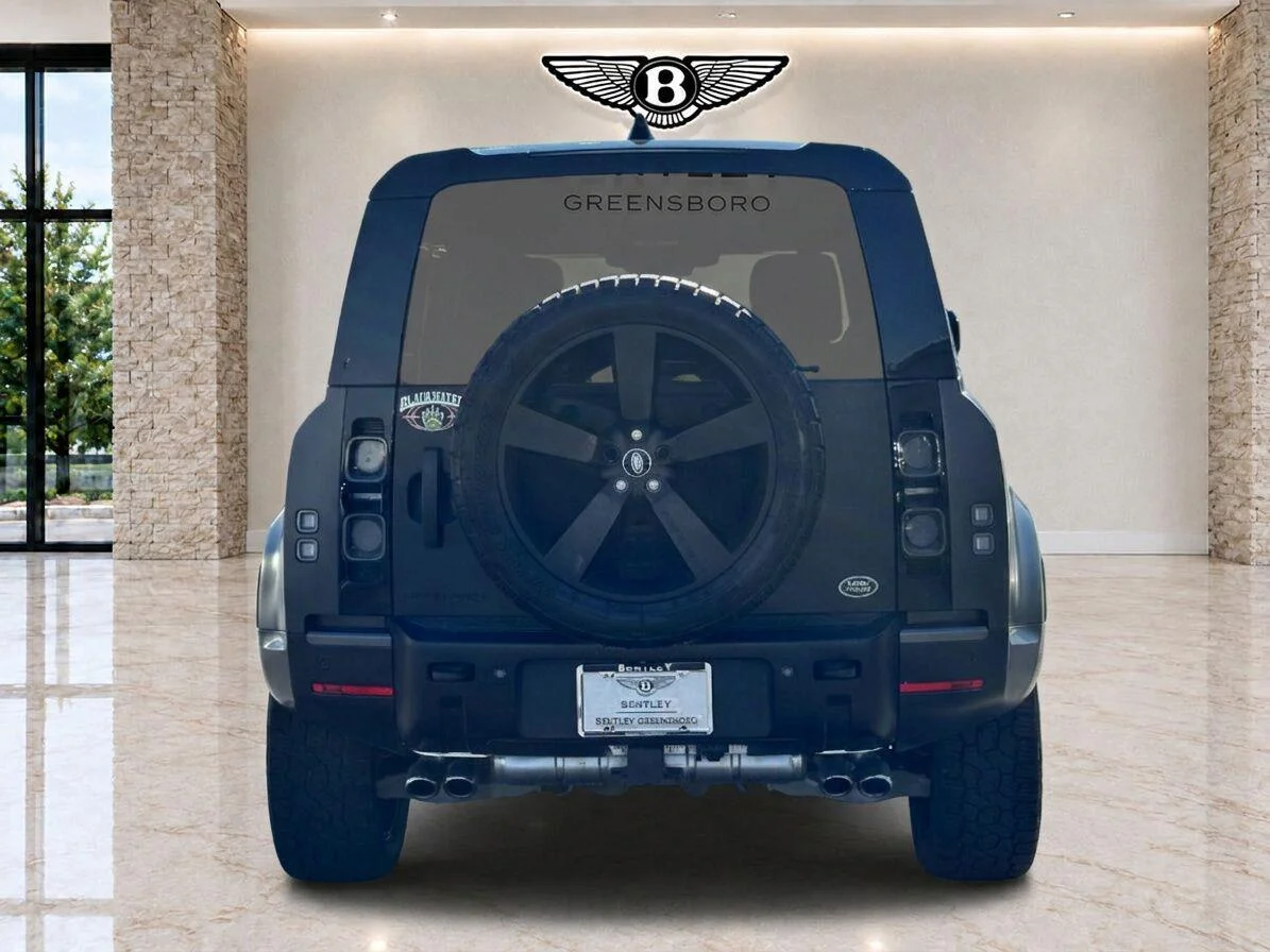 Used 2023 Carpathian Grey Premium Metallic Land Rover Carpathian Edition image 4