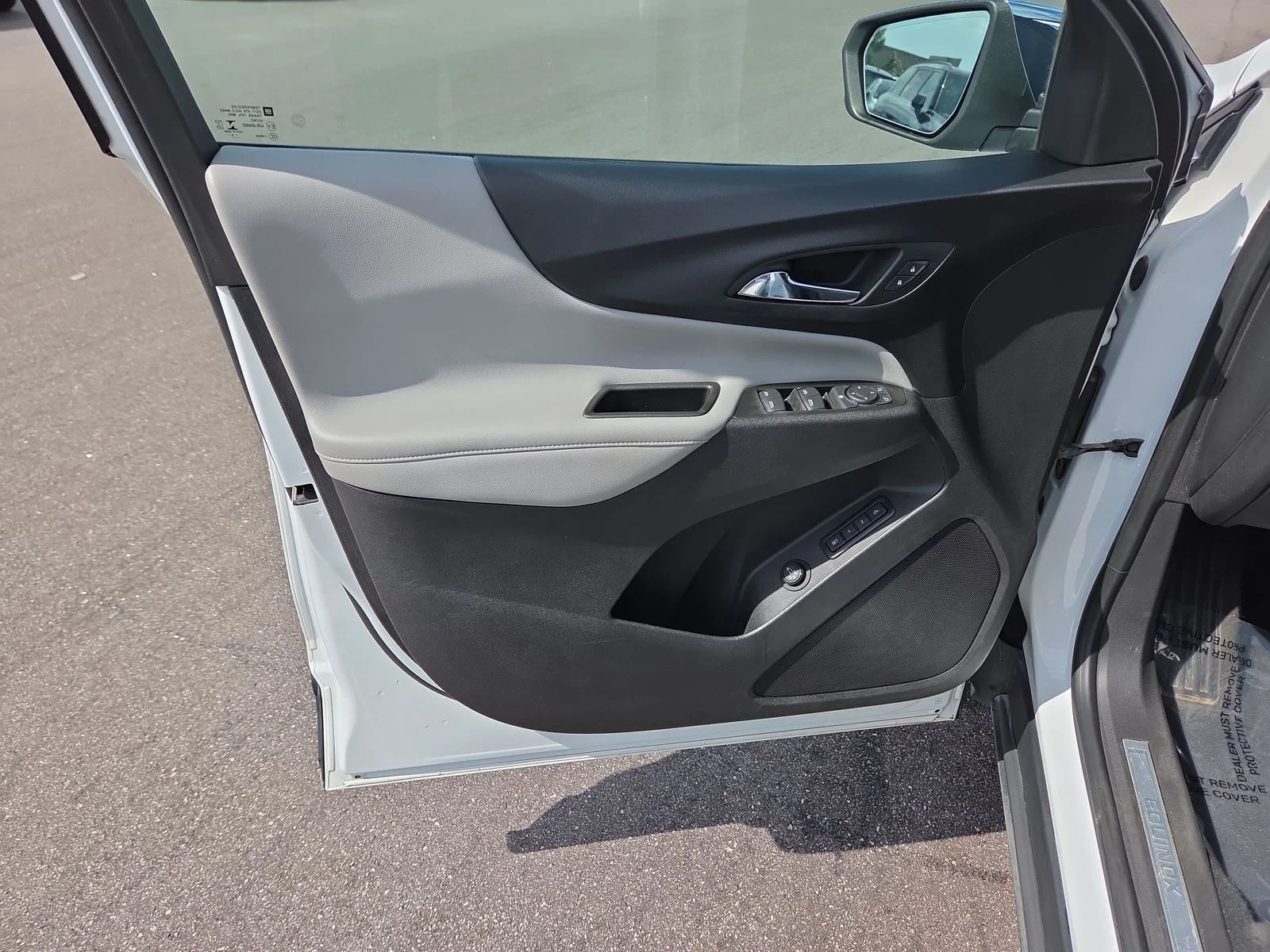 Used 2020 Summit White Chevrolet Premier image 11