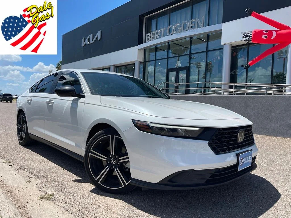 Used 2024 White Honda Sport image 1