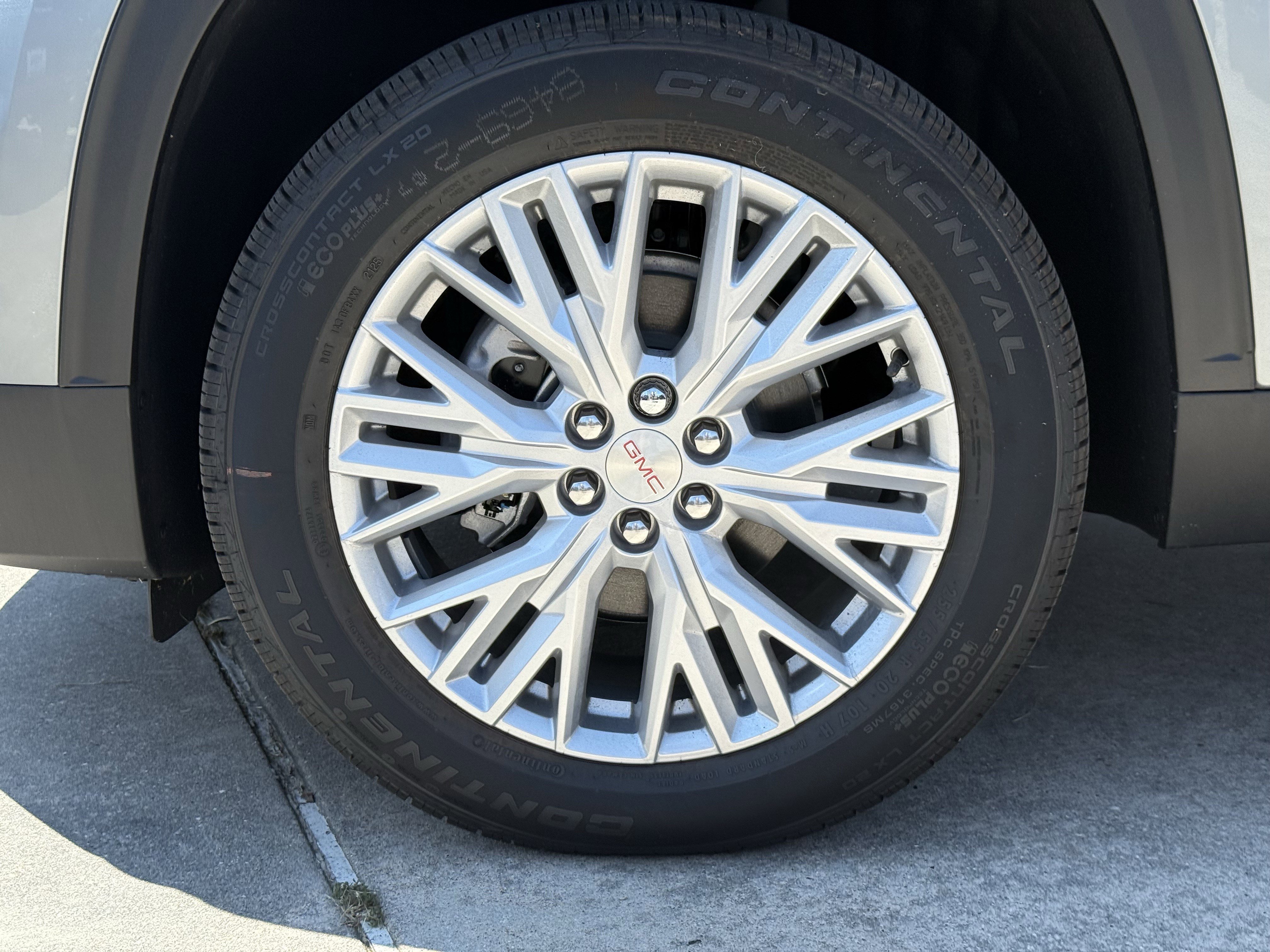 2026 GMC Acadia Elevation - Photo 8