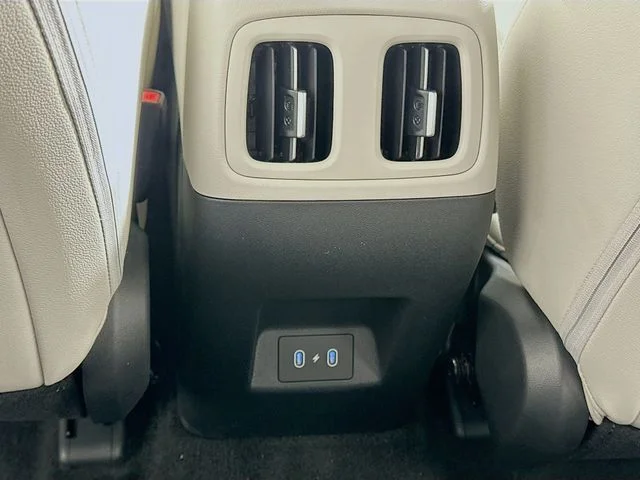New 2026 Hyundai TUCSON SEL
