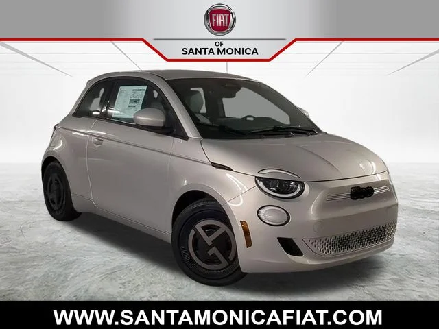 2025 FIAT 500e Giorgio Armani's photo