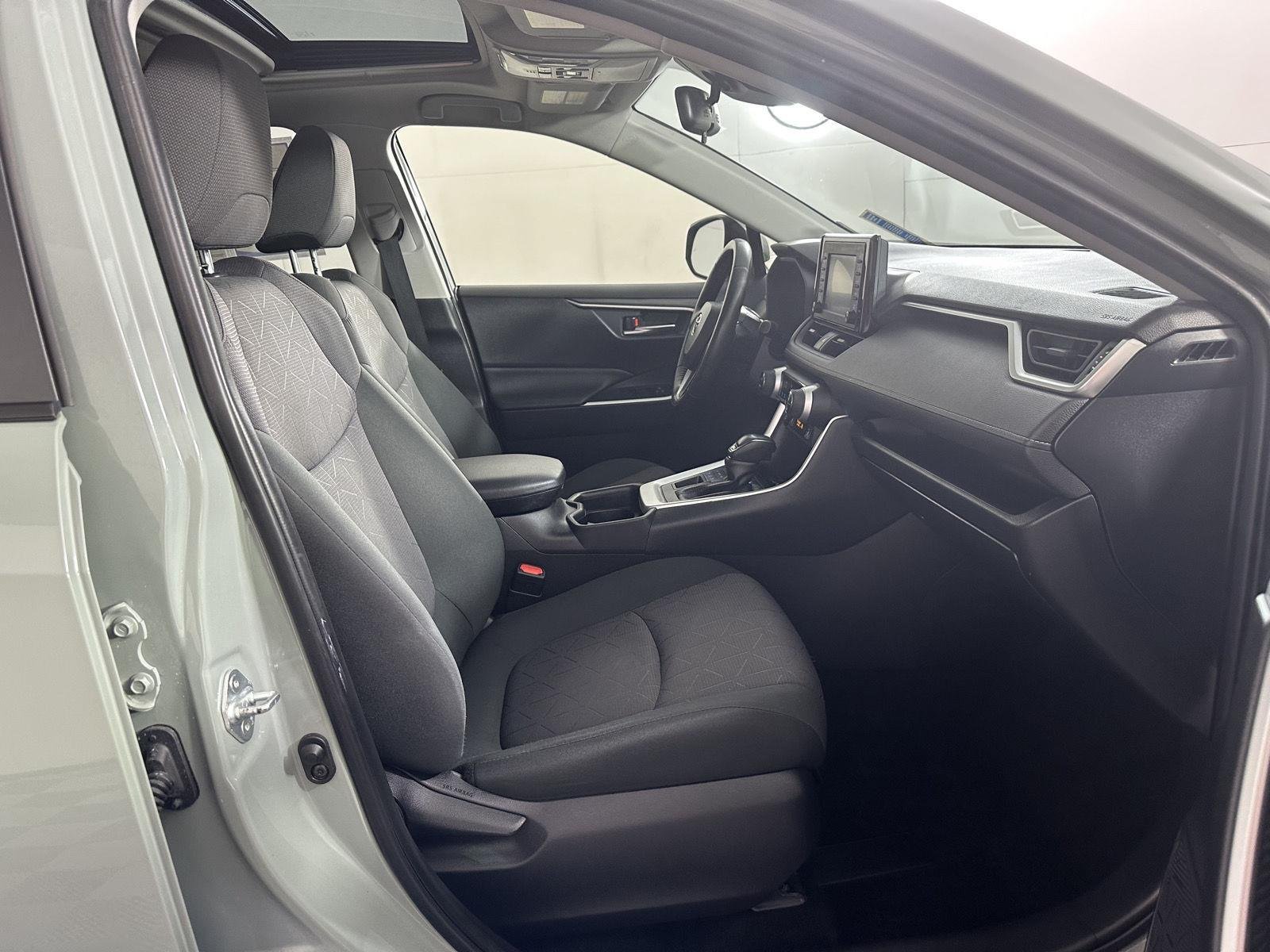 Used 2019 Lunar Rock Toyota XLE image 29