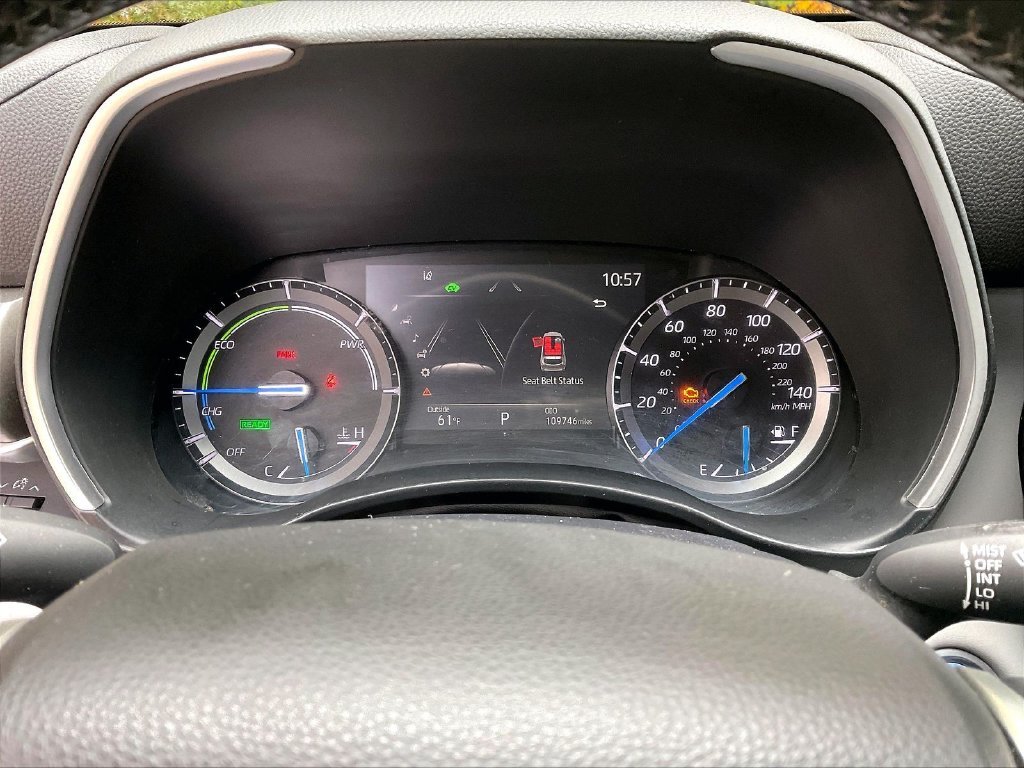 Used 2021 Magnetic Gray Metallic Toyota XLE image 26