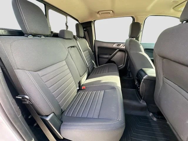 Used 2020 White Ford XLT image 24