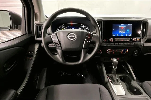 New 2026 Glacier White Nissan S image 23