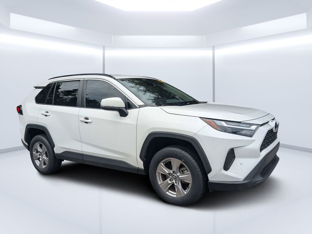 Used 2022 White Toyota XLE image 1