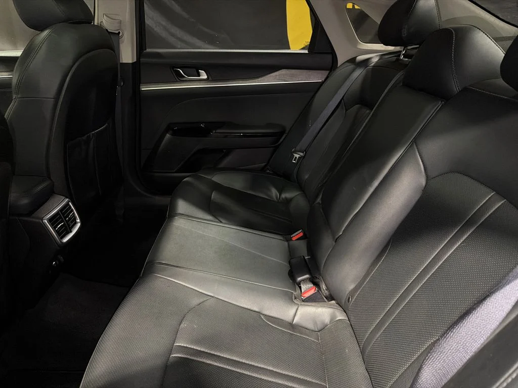Used 2023 Ebony Black Kia EX image 13