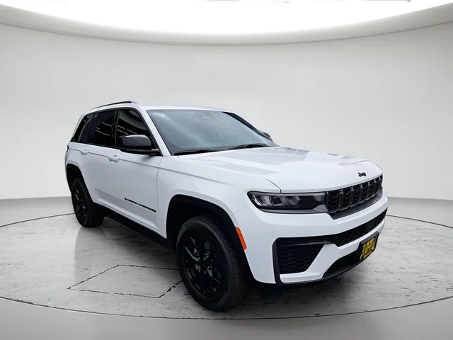 2026 Jeep Grand Cherokee Altitude