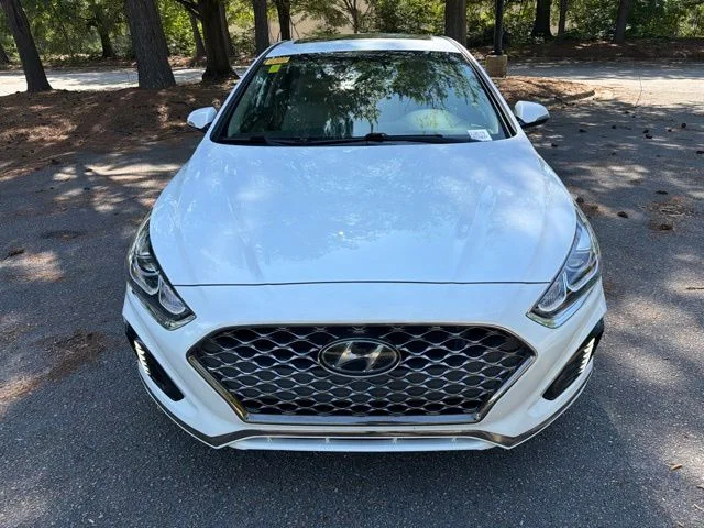 Used 2019 White Hyundai Limited image 8
