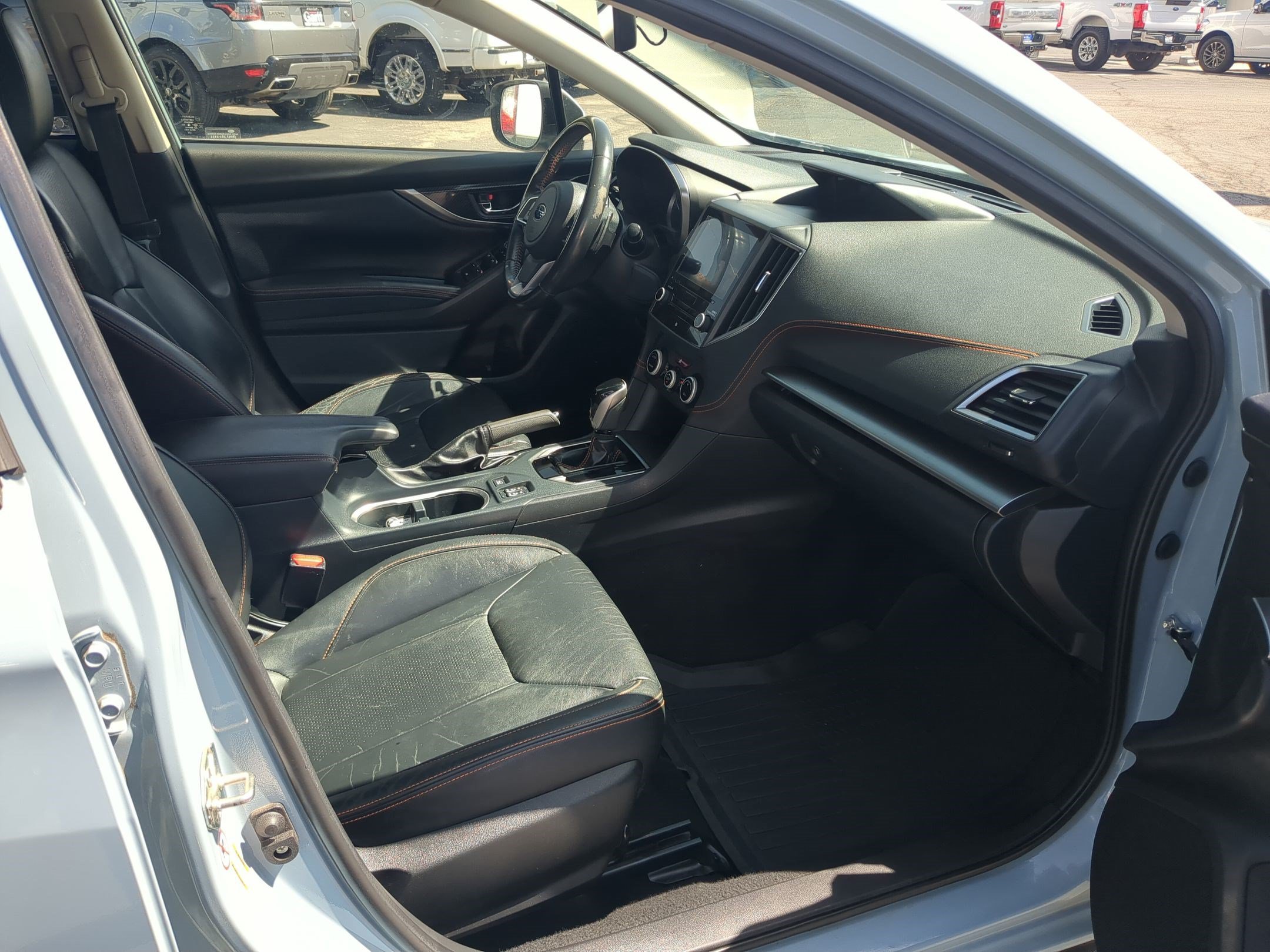 Used 2019 Cool Gray Khaki Subaru Limited image 31