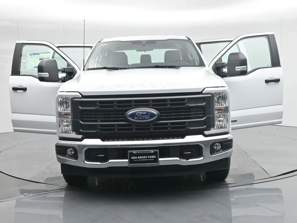 New 2026 White Ford XL image 33