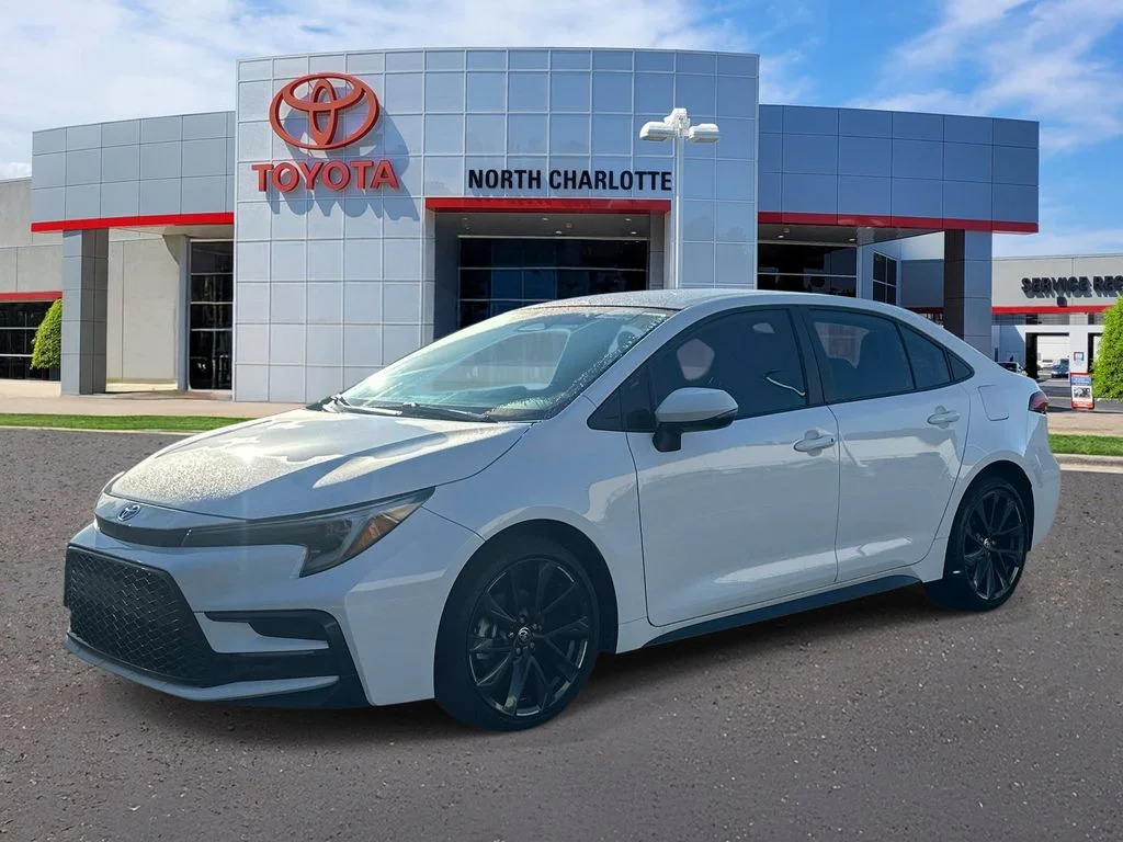 Used 2023 White Toyota SE image 4