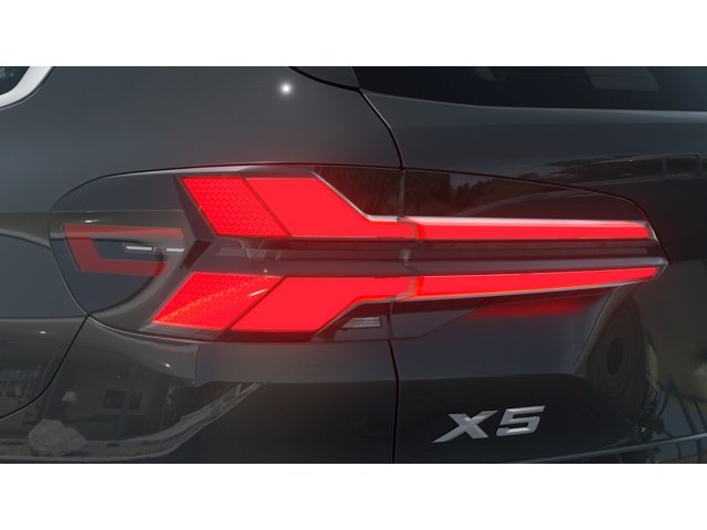 New 2026 Dravit Grey Metallic BMW sDrive40i image 8