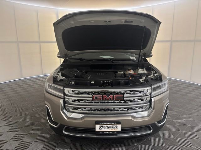 Used 2023 Light Stone Metallic GMC SLE image 42