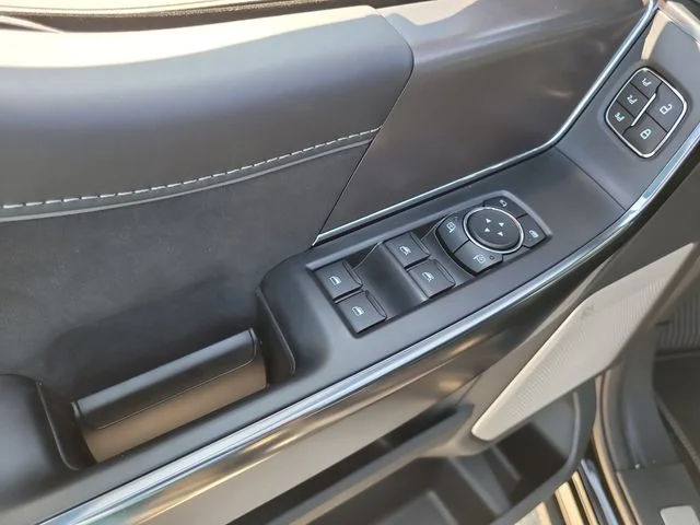 New 2026 Black Metallic Ford Platinum image 16