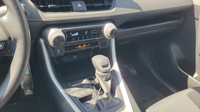 Certified Used 2023 SILVER SKY METALLIC Toyota  image 15