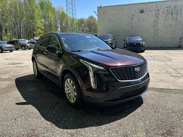 Used 2021 Red Cadillac Luxury image 12