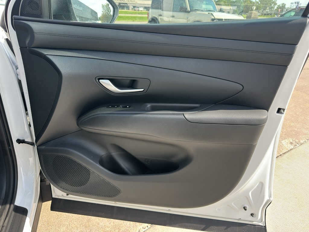 New 2026 Creamy White Pearl Hyundai SEL image 30