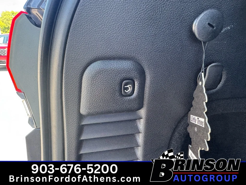 Used 2019 Granite Crystal Clearcoat Metallic Jeep Laredo E image 11