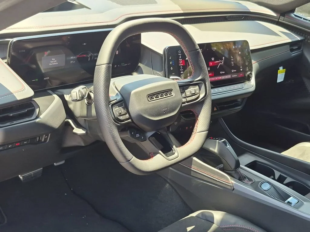 2026 Dodge Charger Daytona Scat Pack - Photo 12