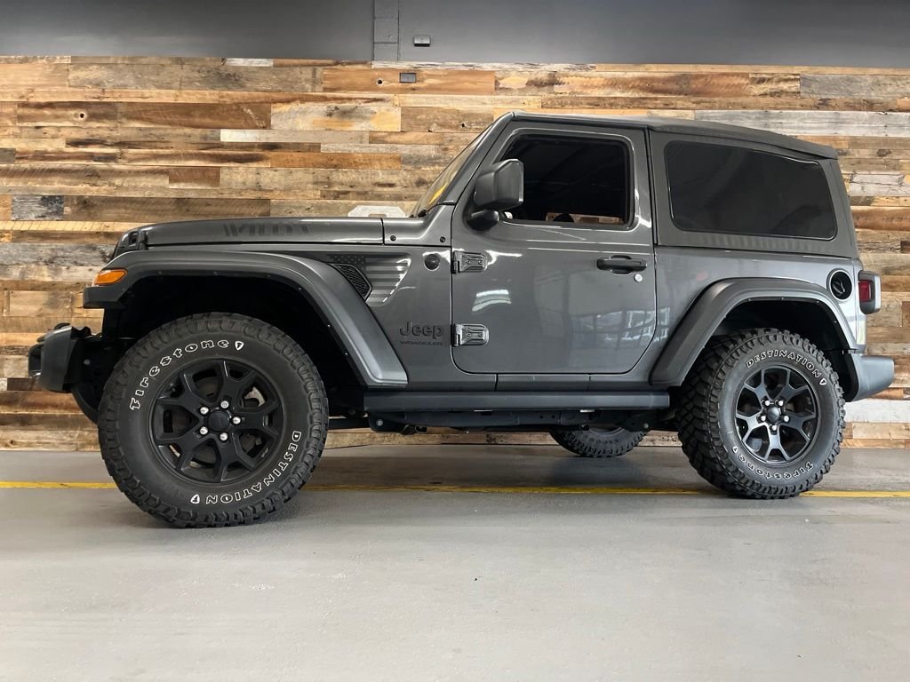 Used 2022 Crystal Metallic Jeep Willys image 19